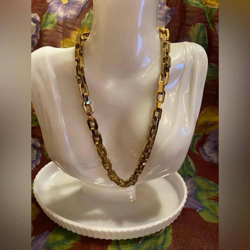 Eddie Borgo -EUC - Supra Chain Link Collar Necklace
Est. Retail Price of $650.00 - Picture 4 of 8